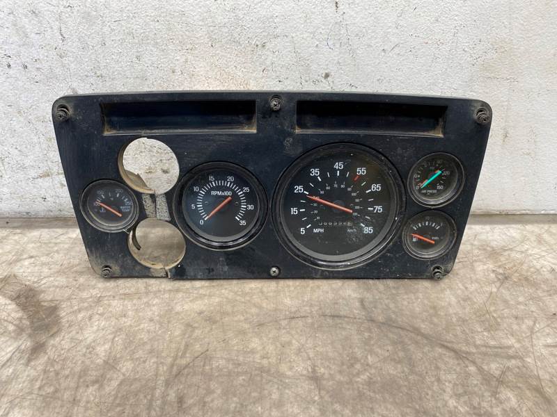 Sterling F7HF10849EA instrument cluster from 2001 Sterling L9500, used - view 2 of 8