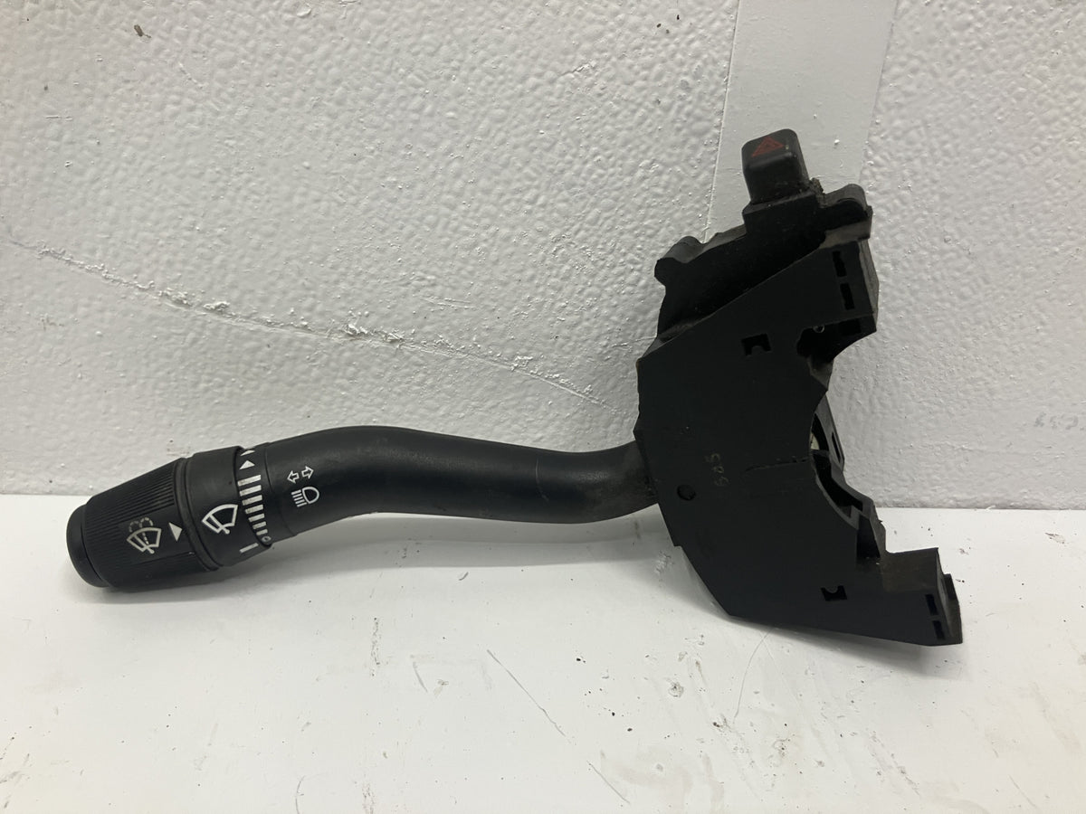 Sterling Y85B-13K59-CA turn signal / column switch from 2000 Sterling L7501, used