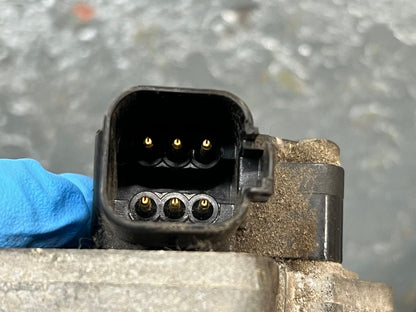 Volvo 133667 accelerator pedal with throttle position sensor from 2006 Volvo, used - view 3 of 8
