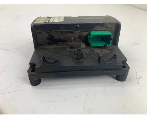 Volvo 20584135 ABS control module from 2006 Volvo, used - view 2 of 4