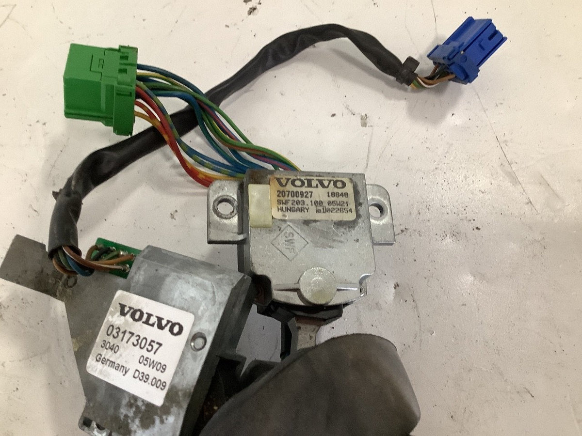 Volvo 20700927 turn signal / column switch from 2006 Volvo VNL, used - view 2 of 3