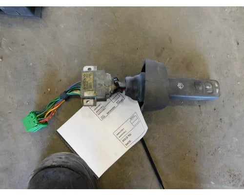 Volvo 20700930 wiper lever / switch from 2007 Volvo VNL770, used