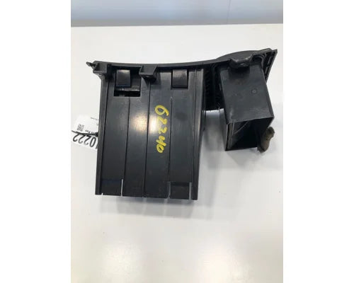 Volvo 20911930 dash switch panel from 2013 Volvo VNM GEN 2, used - view 3 of 4