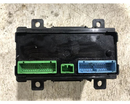 Volvo 21083375-P09 vehicle ECU (VECU) from 2013 Volvo VNL, used