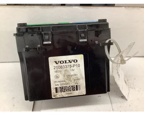 Volvo 21083375-P10 vehicle ECU (VECU) from 2013 Volvo VNL, used