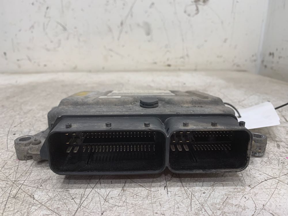 Volvo 213524445 DPF module from 2012 Volvo VNL, used