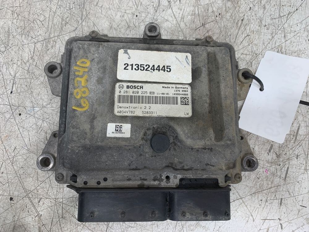 Volvo 213524445 DPF module from 2012 Volvo VNL, used - view 2 of 4