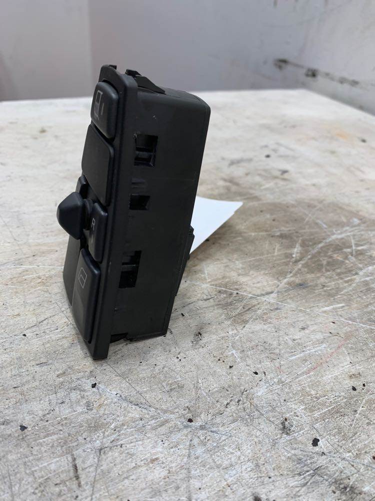 Volvo 21543900P01 driver side (LH) power window switch from 2008 Volvo VNL, used - view 3 of 6