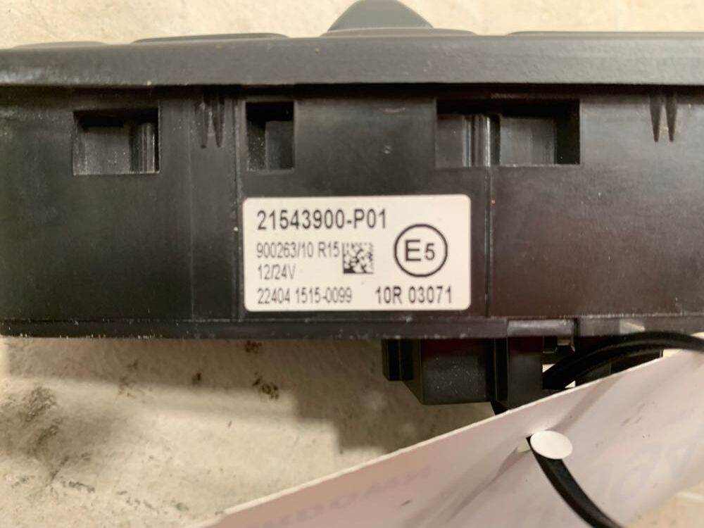 Volvo 21543900P01 driver side (LH) power window switch from 2008 Volvo VNL, used - view 6 of 6