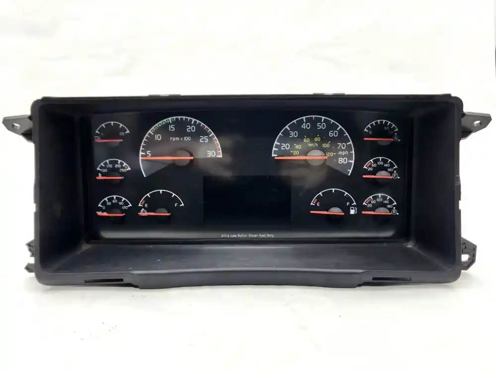 Volvo 21546092-P02 instrument cluster from 2012 Volvo VNL, used