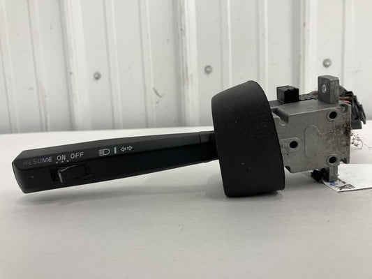 Volvo 3172172 turn signal / column switch from 1998 Volvo VNL, used