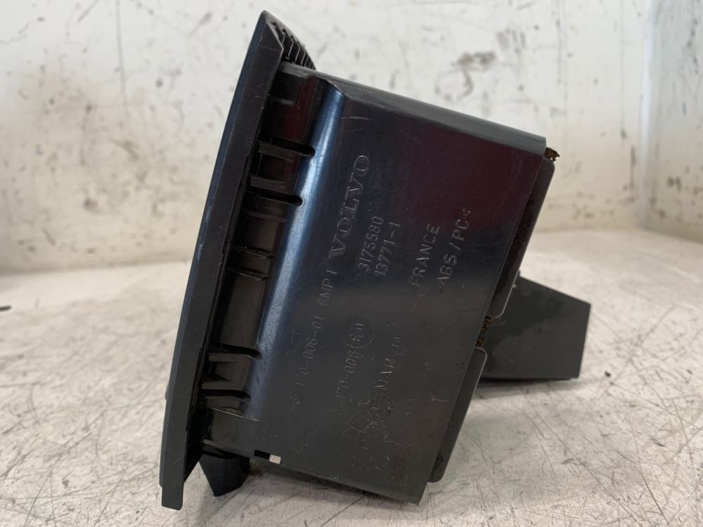 Volvo 3175580 switch panel from 2004 Volvo VNL, used - view 4 of 6
