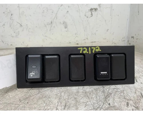 Volvo 3175615 dash switch panel from 2013 Volvo VNL, used