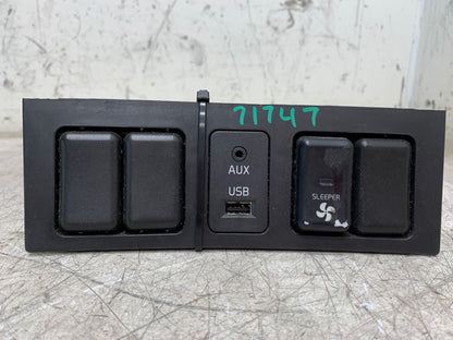 Volvo 3175616 switch panel from 2013 Volvo VNL, used