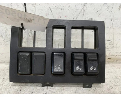 Volvo 3175681 dash switch panel from 2011 Volvo VNL, used