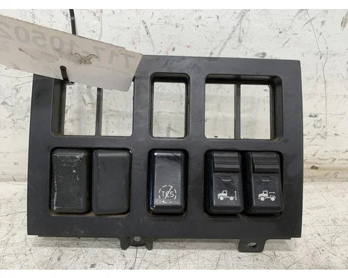 Volvo 3175681 dash switch panel from 2011 Volvo VNL, used