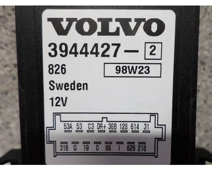 Volvo 3944427-2 wiper control module from 1999 Volvo VN, used - view 2 of 4