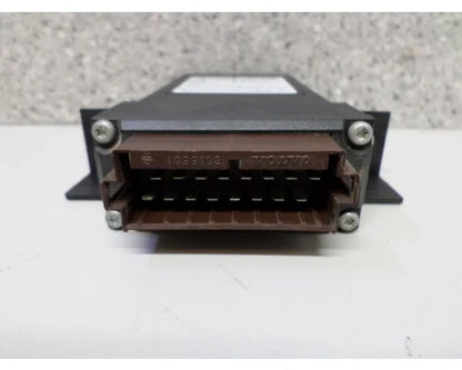 Volvo 3944427-2 wiper control module from 1999 Volvo VN, used - view 3 of 4