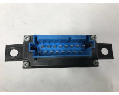 Volvo 3985008 relay module from 2003 Volvo VNL, used - view 3 of 3