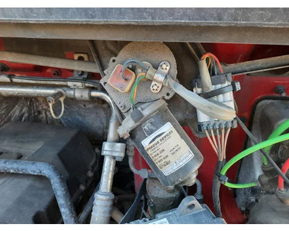 Volvo 82736807 windshield wiper motor from 2015 Volvo VNL, used