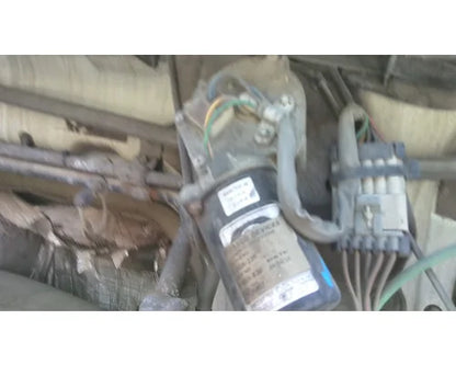 Volvo E-008-236 windshield wiper motor from 2015 Volvo VNL, used