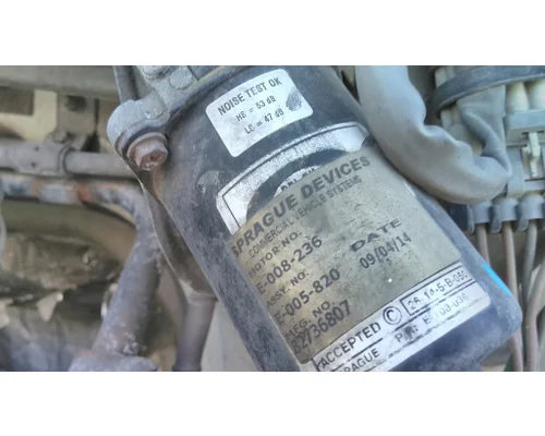 Volvo E-008-236 windshield wiper motor from 2015 Volvo VNL, used - view 2 of 2