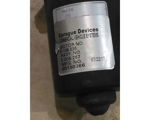 Volvo E-108-836 windshield wiper motor from 2015 Volvo VNL, used - view 4 of 4