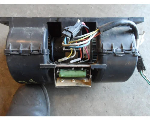 Volvo V2379001 HVAC blower motor from 1998 Volvo VN, used - view 2 of 5