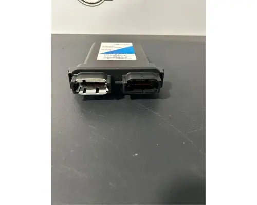 Western Star E-006-0215-AB vehicle management adapter module from 2014 Western Star 4900 SA, used